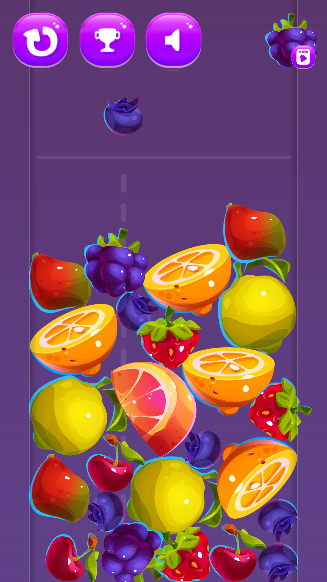 Merge the fruits to reach the watermelon screenshot 8