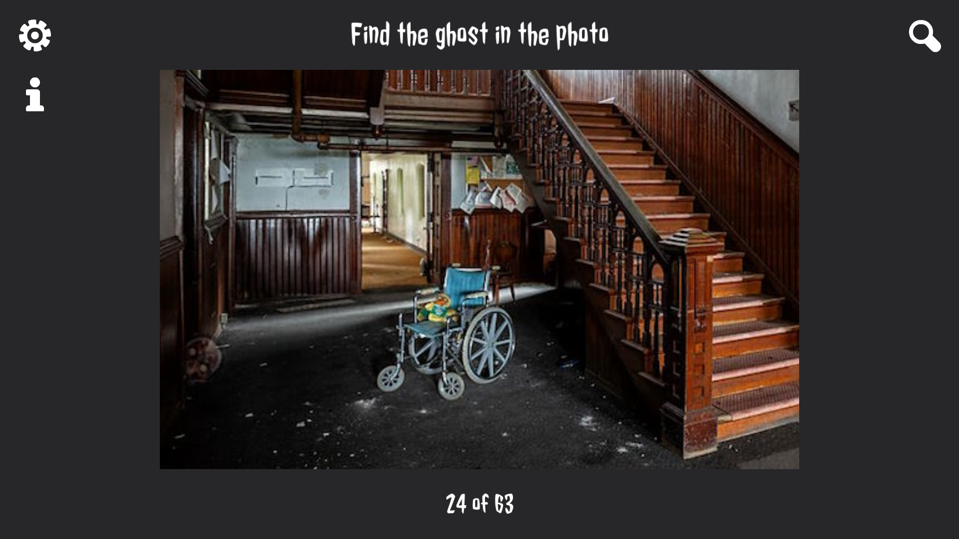 Find The Ghost In The Photo screenshot