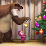 Help Masha decorate the Christmas Tree!