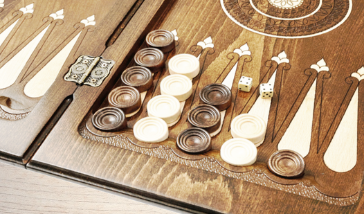 Long backgammon game