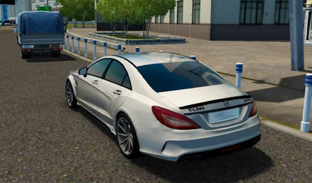 Mercedes CLS 63: Banana-Cannon