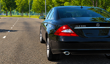 Mercedes CLS 63: Banana-Cannon